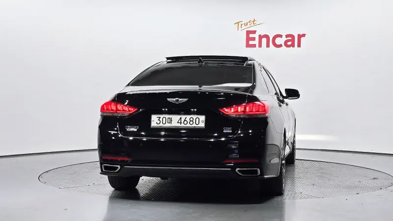 Hyundai Genesis