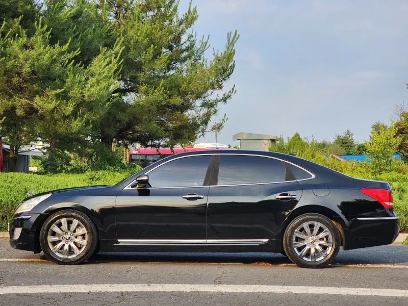 Hyundai Equus