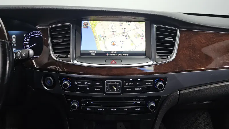 Hyundai Equus