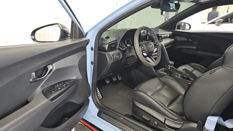 Hyundai Veloster
