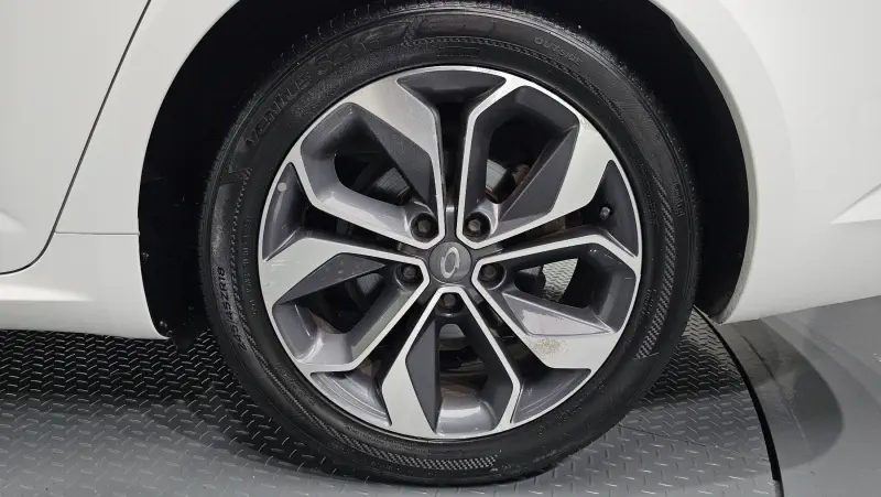 Renault Samsung SM6