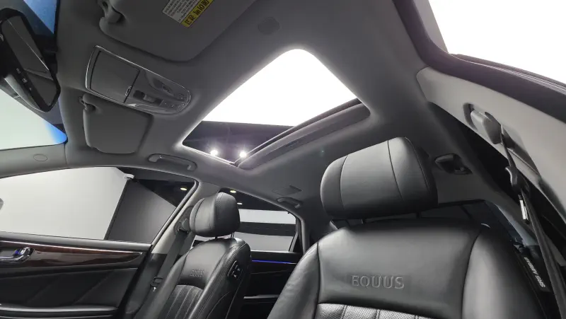 Hyundai Equus