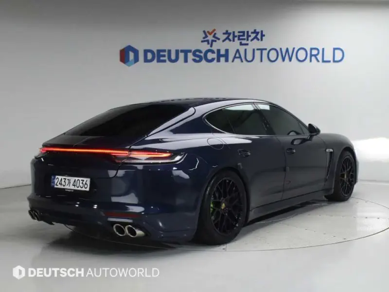 Porsche Panamera