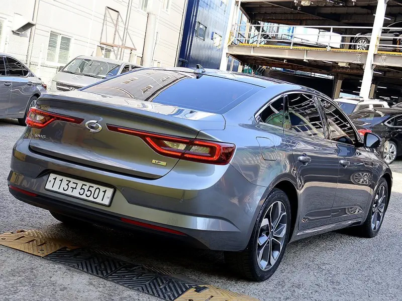 Renault Samsung SM6