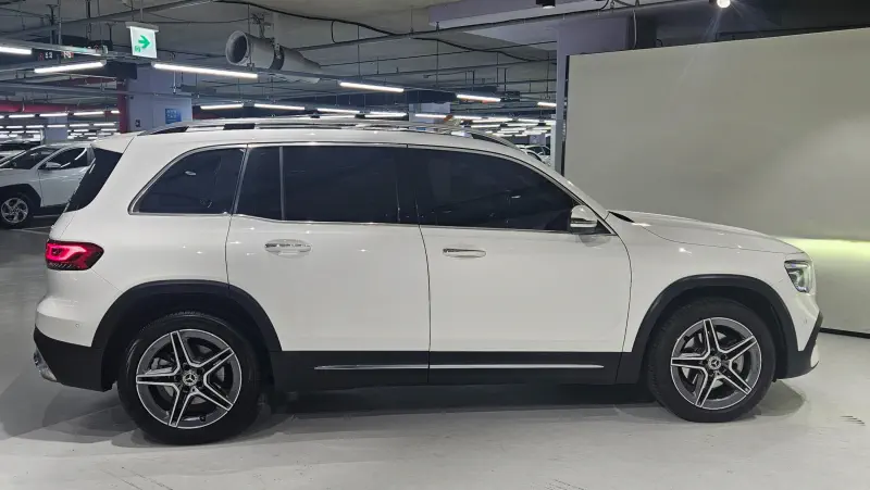 Mercedes-Benz GLB-Class