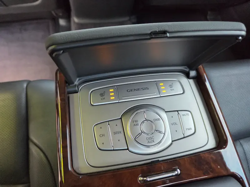 Hyundai Genesis