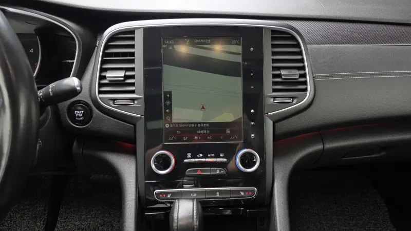 Renault Samsung SM6