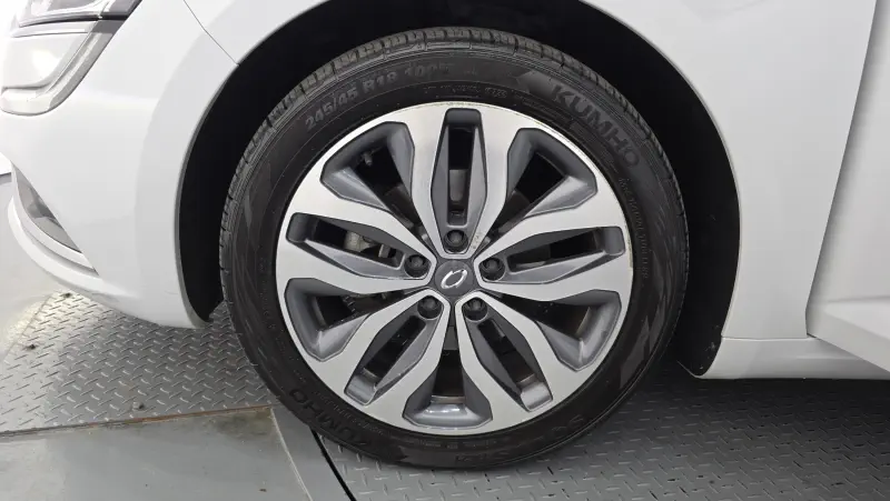 Renault Samsung SM6