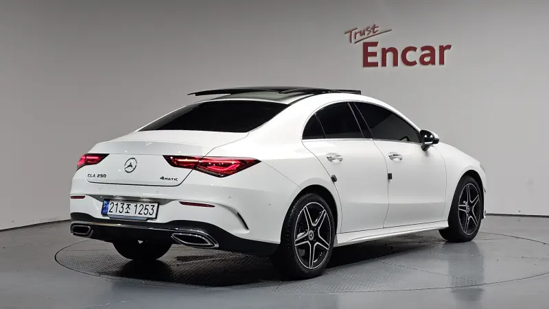 Mercedes-Benz CLA-Class