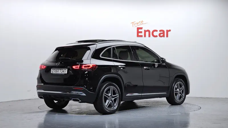 Mercedes-Benz GLA-Class