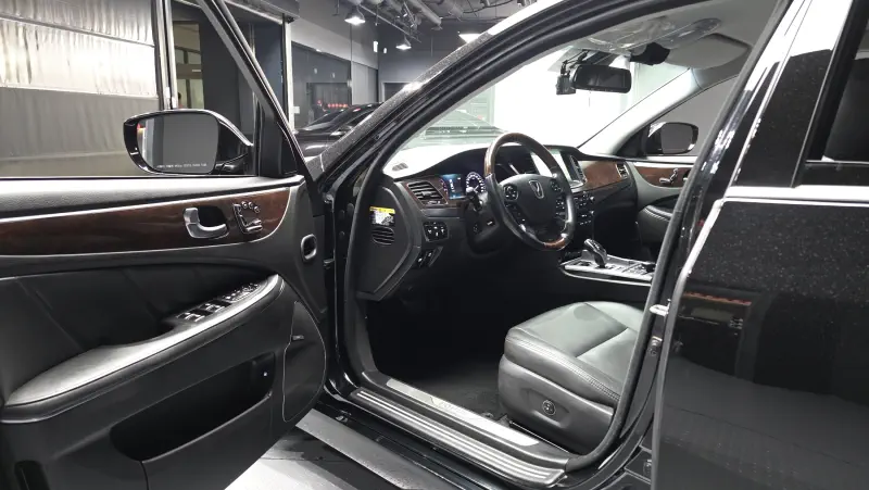 Hyundai Equus