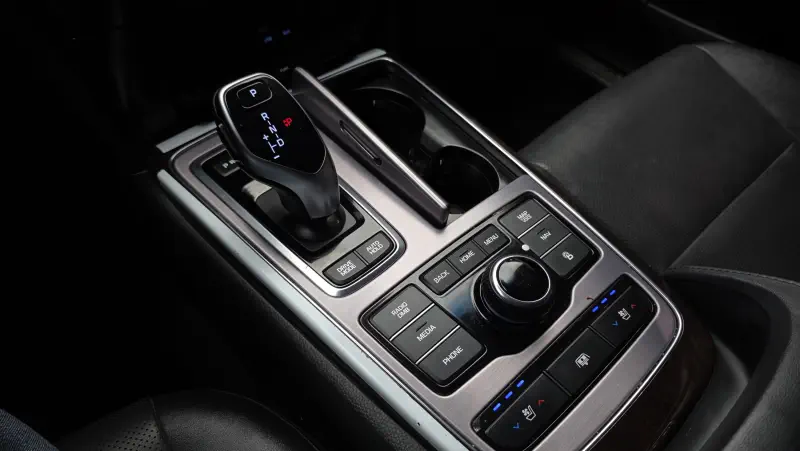 Hyundai Equus