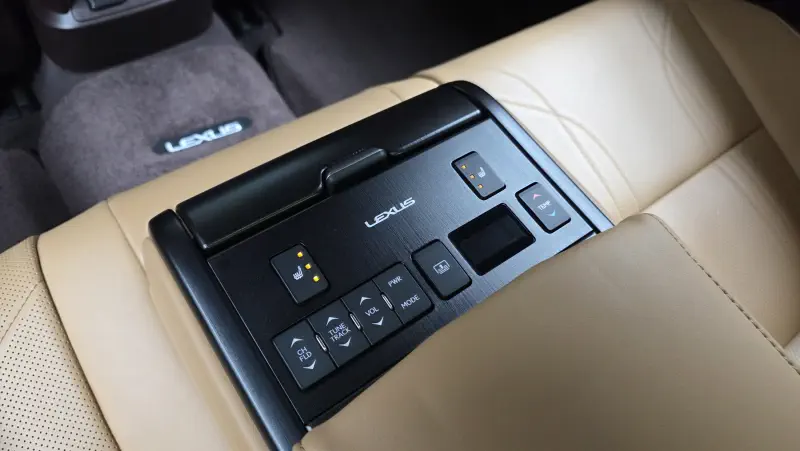 Lexus ES300h