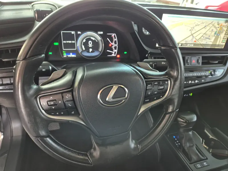 Lexus ES300h