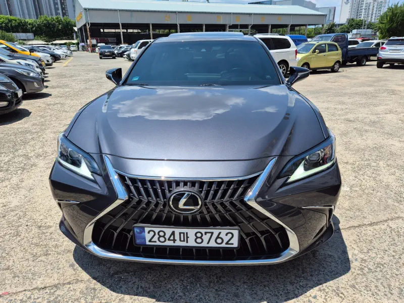 Lexus ES300h