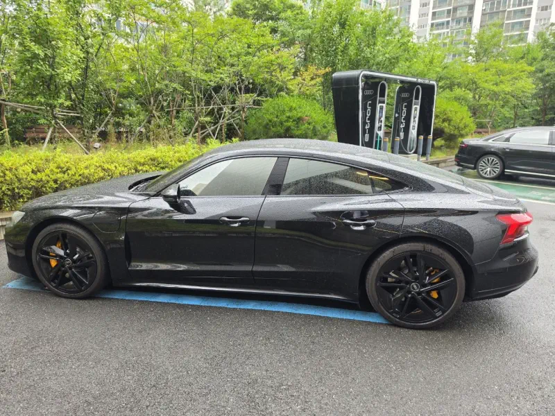 Audi S e-tron GT