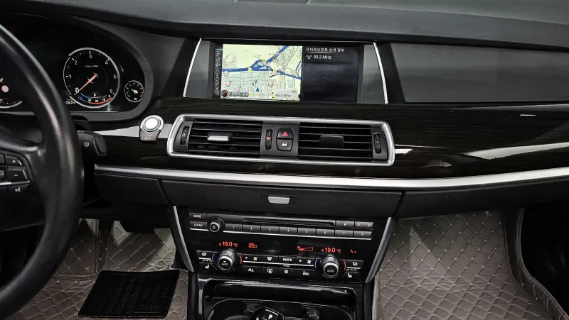 BMW 5-Series Gran Turismo