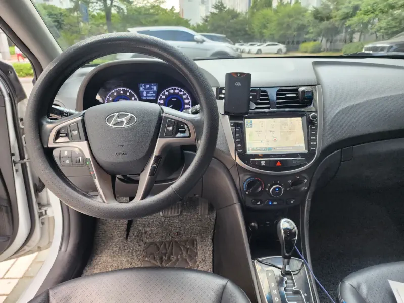 Hyundai Accent