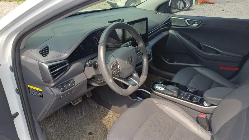 Hyundai Ioniq