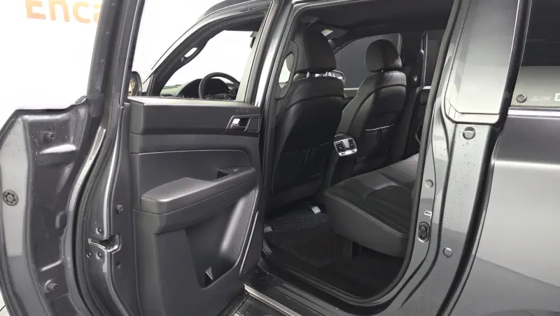 SsangYong Rexton Sports