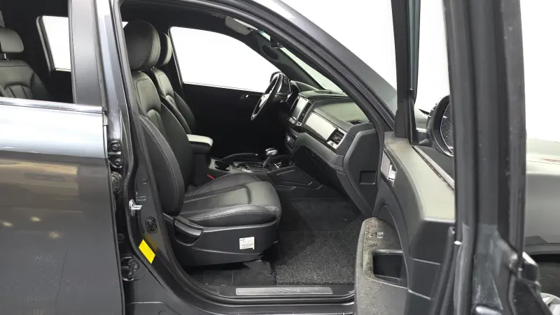 SsangYong Rexton Sports