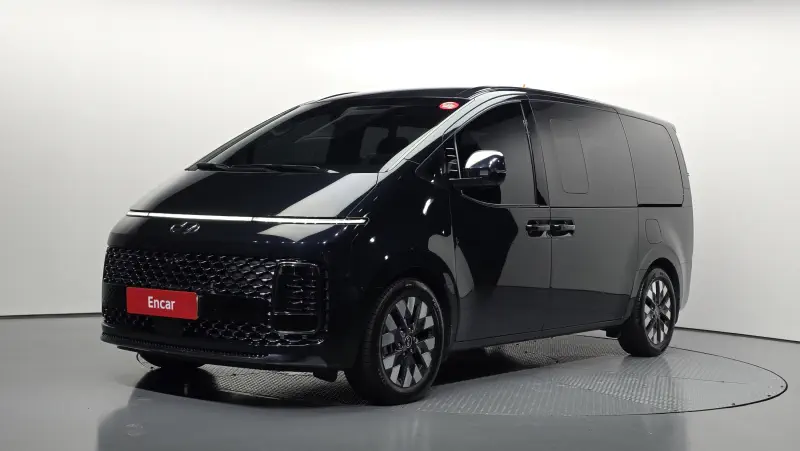 Hyundai Staria