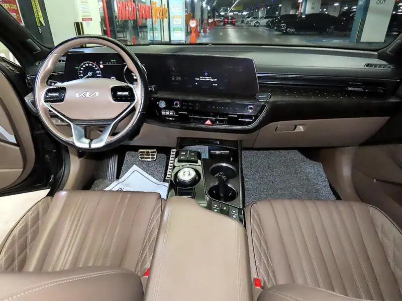 Kia K8