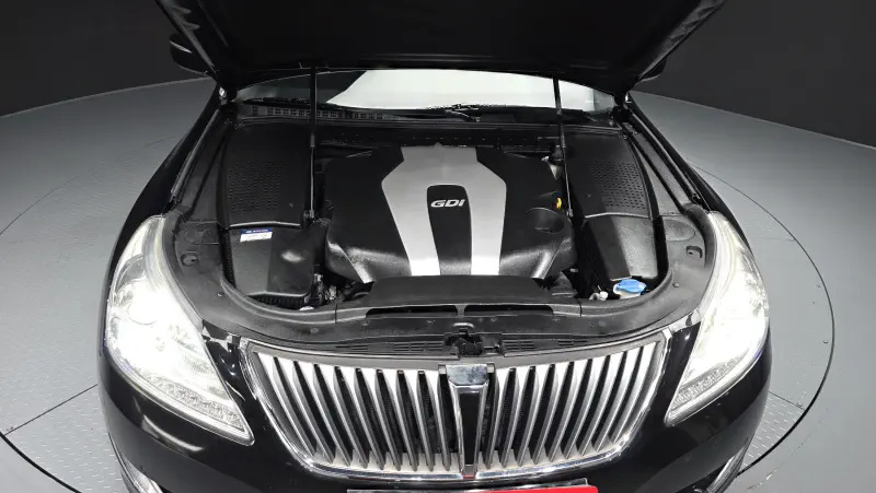 Hyundai Equus