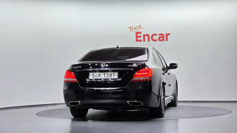 Hyundai Equus