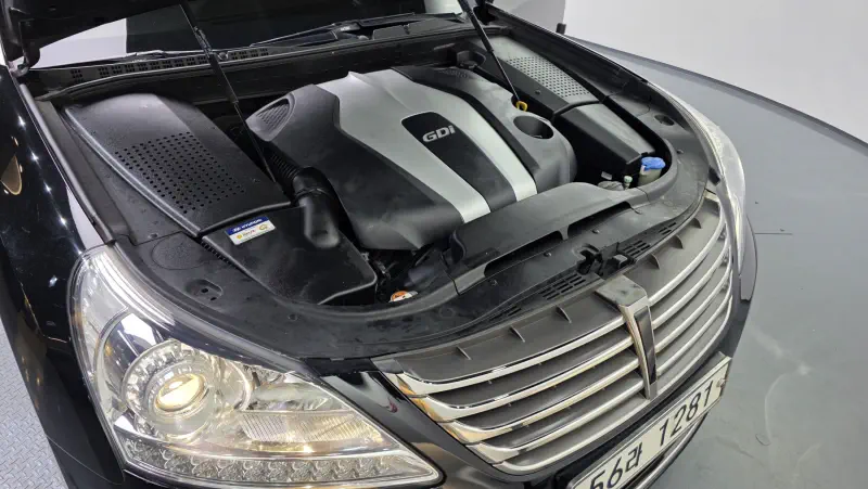 Hyundai Equus