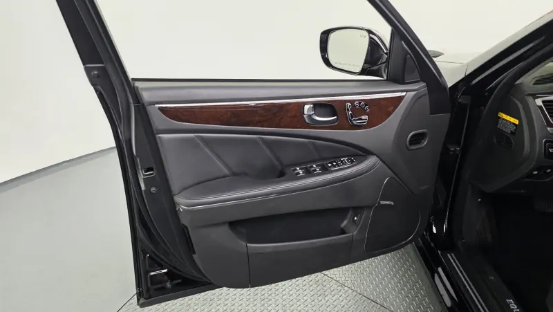 Hyundai Equus