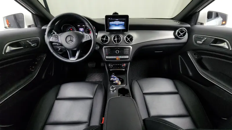 Mercedes-Benz GLA-Class