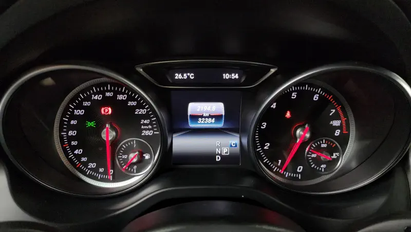 Mercedes-Benz GLA-Class