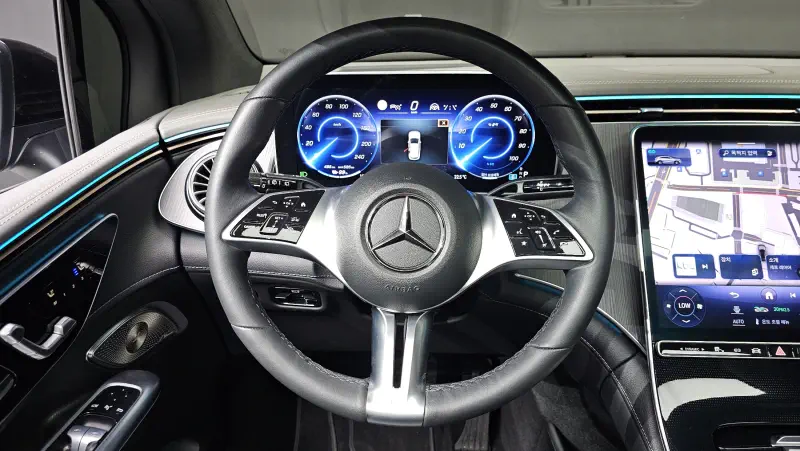 Mercedes-Benz EQE
