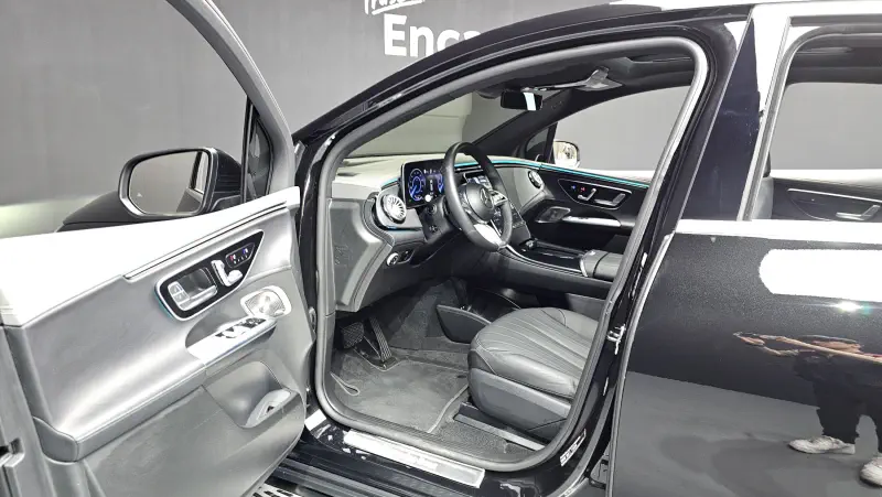 Mercedes-Benz EQE
