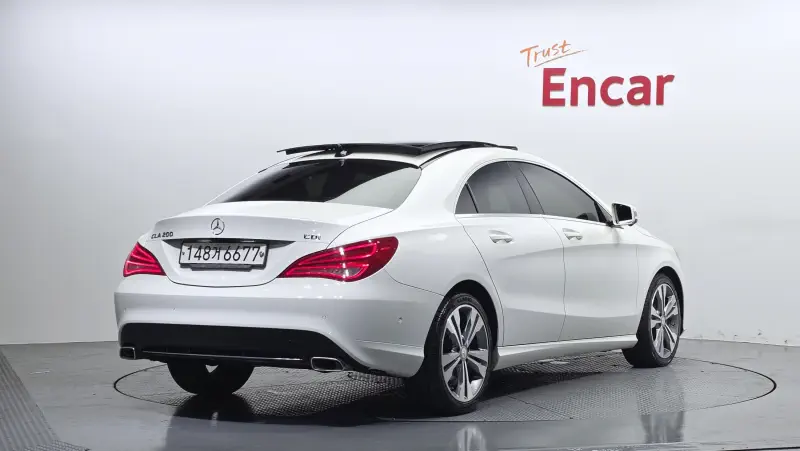 Mercedes-Benz CLA-Class