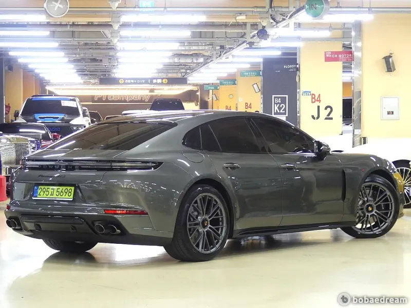 Porsche Panamera