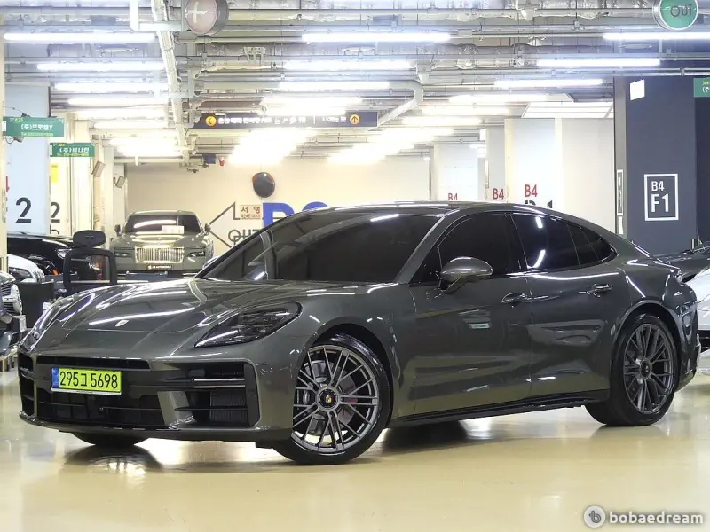 Porsche Panamera