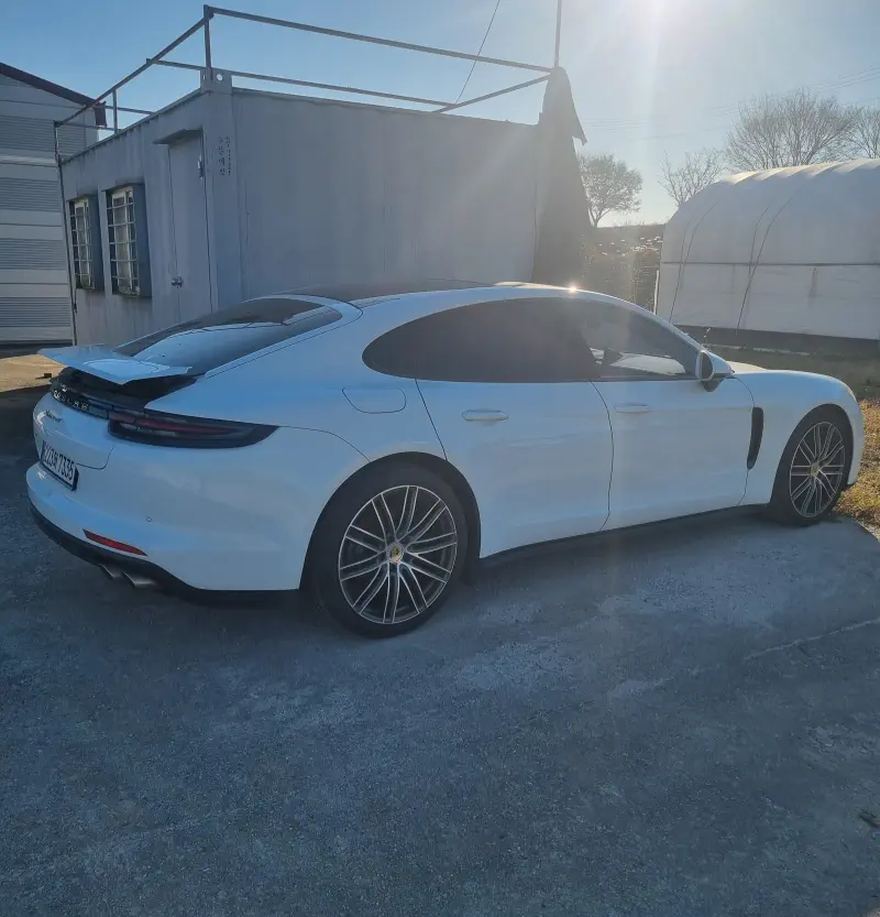 Porsche Panamera