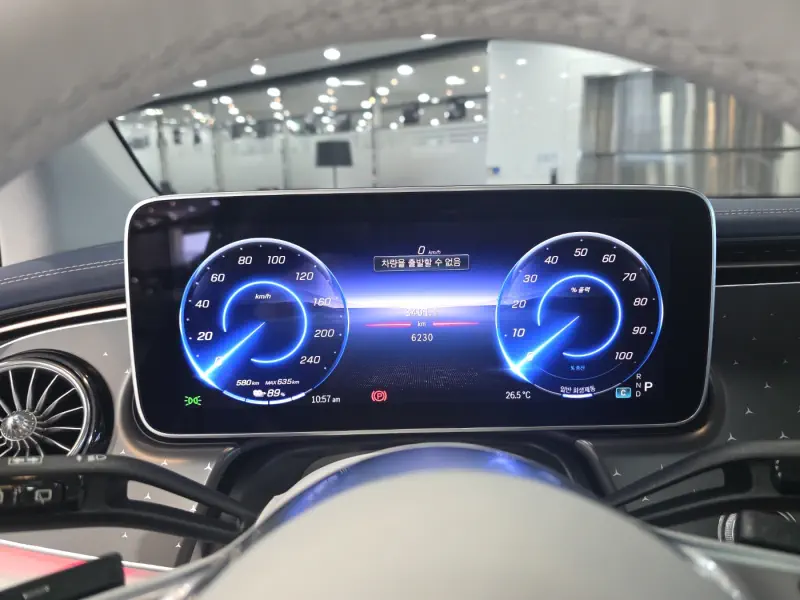 Mercedes-Benz EQE