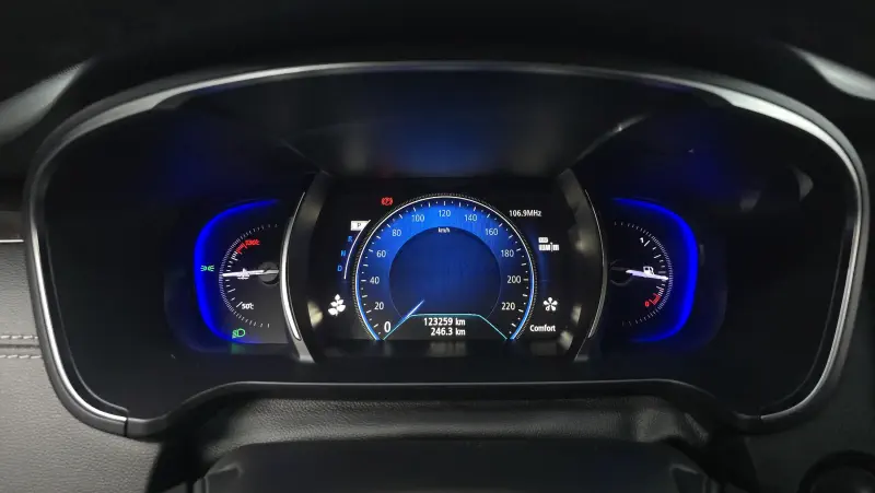 Renault Samsung SM6