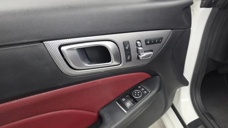 Mercedes-Benz SLC-Class