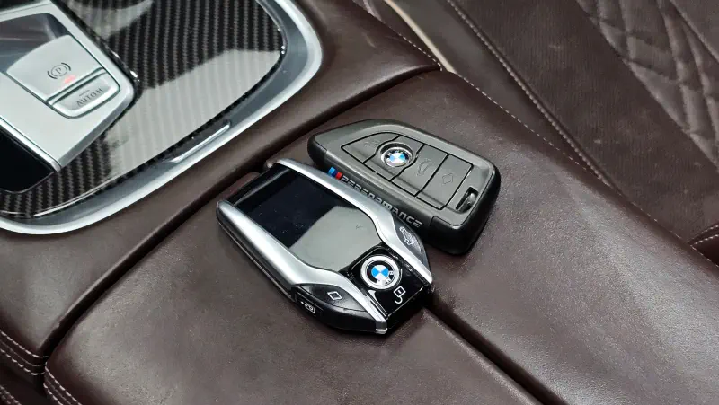 BMW 7-Series