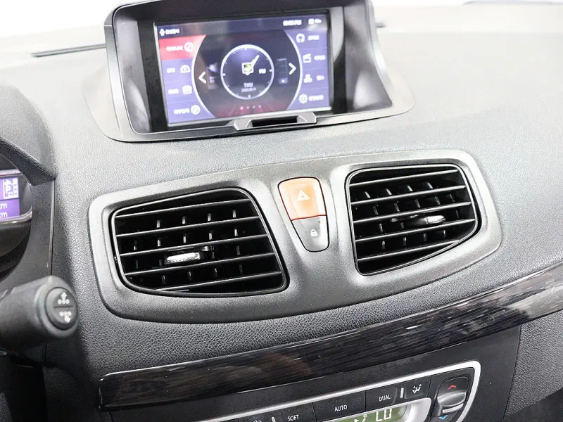 Renault Samsung SM3