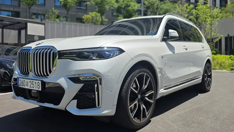 BMW X7