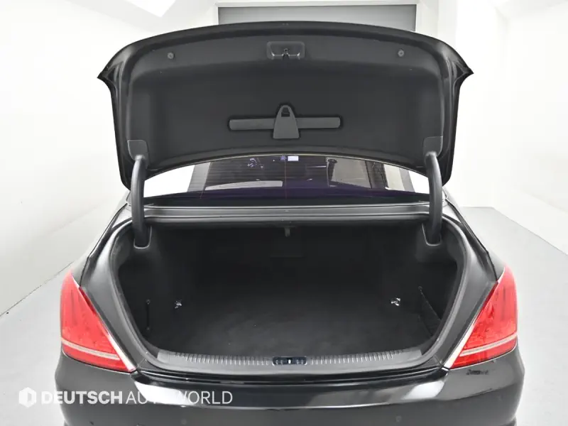 Genesis EQ900