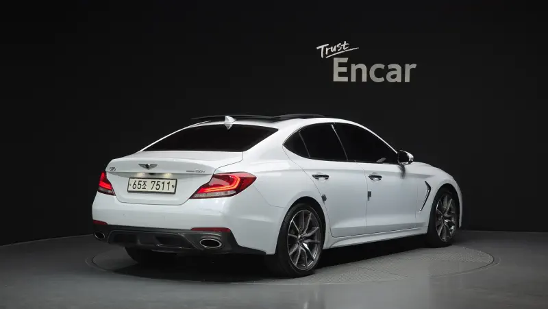 Genesis G70
