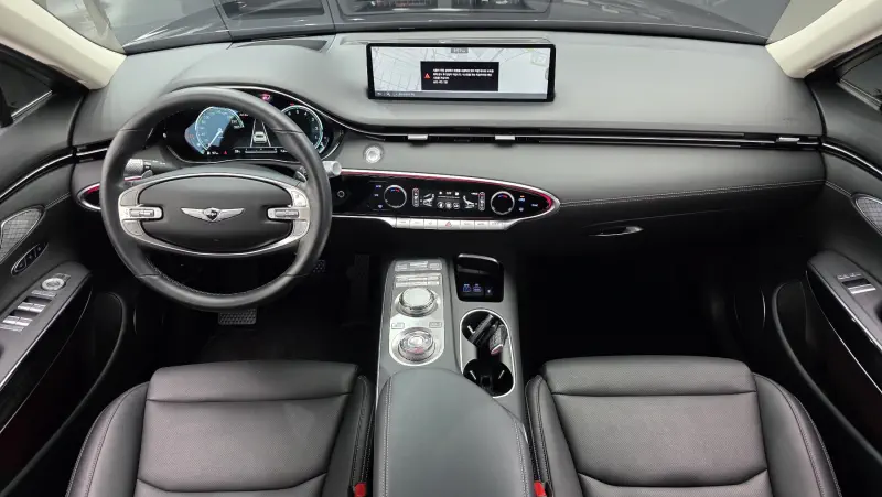 Genesis GV70