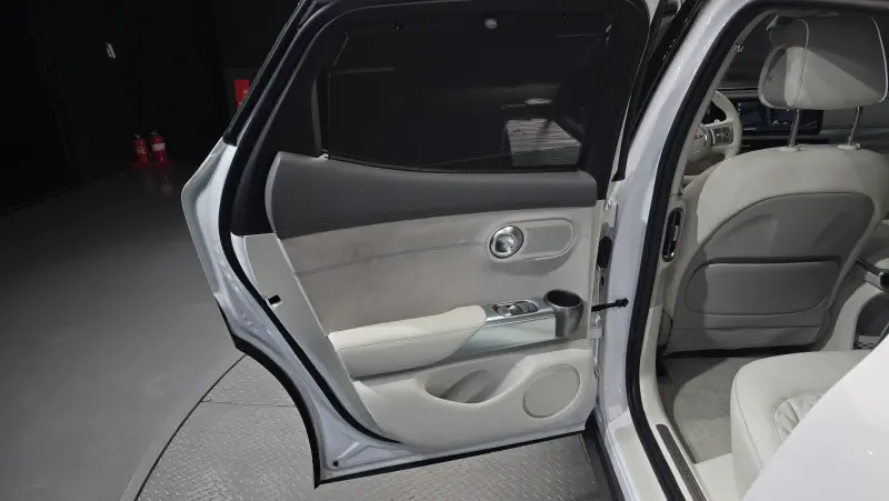 Genesis GV60