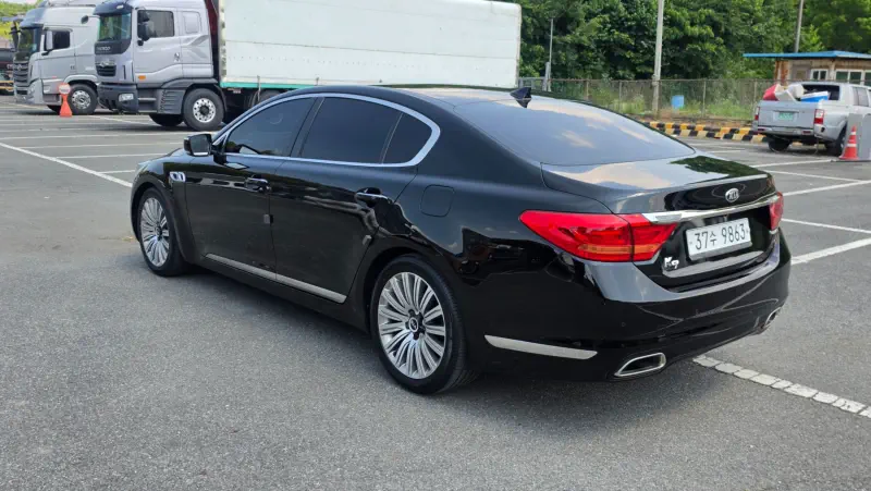 Kia K9